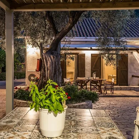 Apartament Averta *