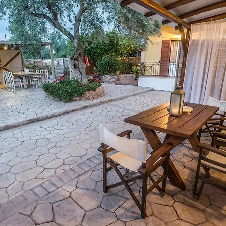Averta Apartment